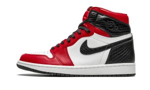 Jordan 1 Retro High Satin Snake Chicago (W)
