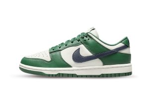 Nike Dunk Low 'Gorge Green' (W)