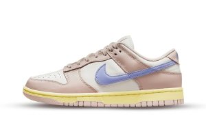 Nike Dunk Low Pink Oxford (W)
