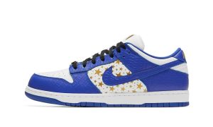 Nike SB Dunk Low Supreme Stars Hyper Royal (2021)