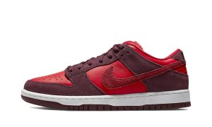 Nike SB Dunk Low Cherry