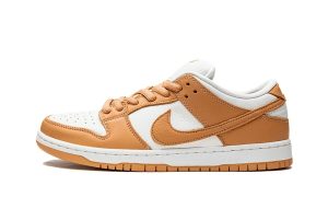 Nike SB Dunk Low Light Cognac