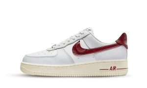 Nike Air Force 1 Low '07 SE Just Do It Photon Dust Team Red (Women's)