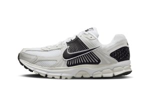 Nike Zoom Vomero 5 White Black