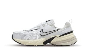 Nike Runtekk 'Summit White' (W)