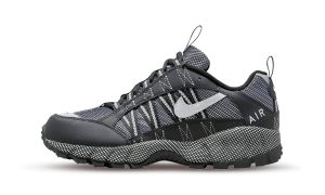 Nike Air Humara QS 'Black Metallic Silver'