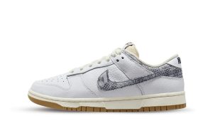 Nike Dunk Low New Americana Washed Denim