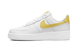 nike-air-force-1-07-white-saturn-gold-white-white-womens