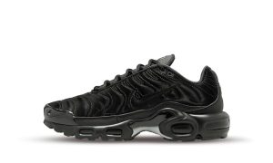 nike-air-max-plus-black-anthracite-sail-womens