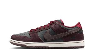 Nike SB Dunk Low 'Riot Skateshop'