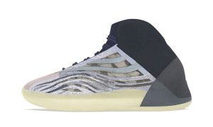 Yeezy QNTM Mono Carbon