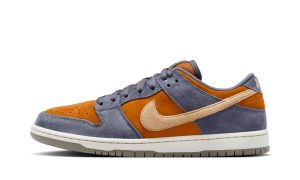 Nike SB Dunk Low 'Light Carbon Monarch'