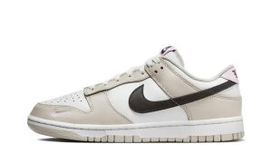 Nike Dunk Low 'Neapolitan' (W)