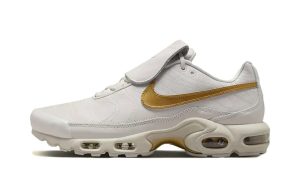 nike-air-max-plus-tiempo-metallic-gold