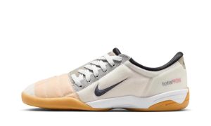 nike-total-90-3-sp-white-black-gum