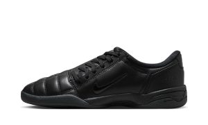 nike-total-90-3-triple-black-w