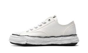maison-mihara-yasuhiro-peterson-23-og-sole-canvas-low-white