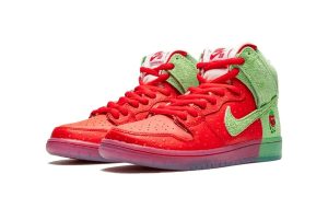Nike SB Dunk High Strawberry Cough - Image 2