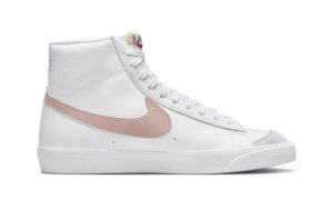 Nike Blazer Mid 77 Vintage Summit White Pink (W) – Image 2