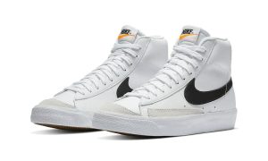 Nike Blazer Mid 77 White Black – Image 2