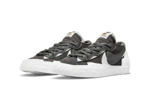 Nike Blazer Low sacai Iron Grey - Image 2