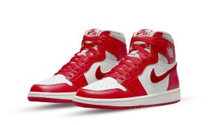 Jordan 1 Retro High OG Varsity Red (Women's) - Image 2