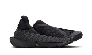 Nike Go FlyEase Triple Black (Women's) – Image 2