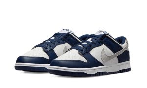 Nike Dunk Low Summit White Midnight Navy - Image 2