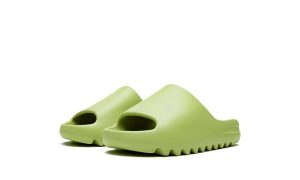 Yeezy Slide 'Resin' (Kids) - Image 2
