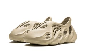 Yeezy Foam RNNR 'Stone Salt' – Image 2