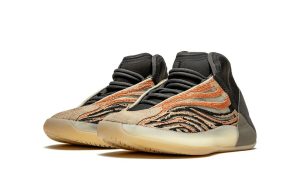 Yeezy QNTM 'Flash Orange' - Image 2