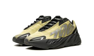 Yeezy Boost 700 MNVN Resin – Image 2