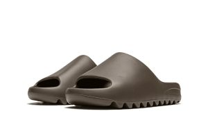 Yeezy Slide Soot (2021) - Image 2