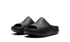 Yeezy Slide Onyx (Kids) - Image 2