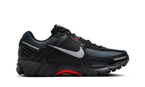 Nike Zoom Vomero 5 Black Metallic University Red – Image 2