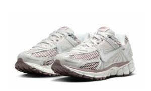 Nike Zoom Vomero 5 Metallic Silver Platinum Violet (W) – Bild 2