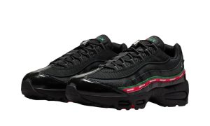 Nike Air Max 95 SP Undefeated Black - Image 2