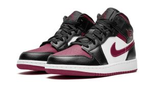 Jordan 1 Mid Bred Toe (GS) – Image 2