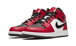 Jordan 1 Mid Chicago Black Toe (GS) - Image 2