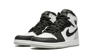 Air Jordan 1 Retro High OG Stage Haze (GS) - Image 2