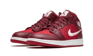 Air Jordan 1 Mid SE Red Quilt (GS) - Image 2