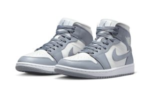 Jordan 1 Mid 'Stealth' (W) – Image 2