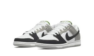 Nike SB Dunk Low Chlorophyll - Image 2