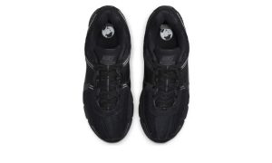 Nike Zoom Vomero 5 Black Metallic Dark Grey - Image 3