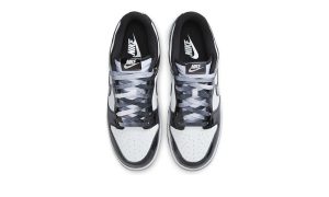 Nike Dunk Low SE Panda - Image 3