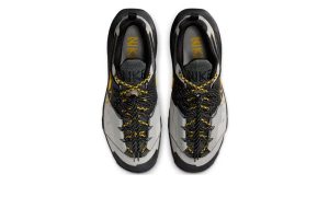 Nike Zegamadome SP sacai Matte Silver Yellow – Bild 3