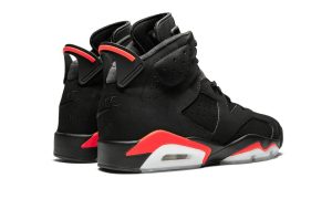 Air Jordan 6 Black/Infrared 2019 Release - Image 3