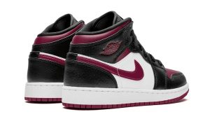 Jordan 1 Mid Bred Toe (GS) – Image 3