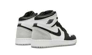 Air Jordan 1 Retro High OG Stage Haze (GS) - Image 3