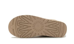 UGG Classic Mini II Boot Moss Green (Women's) – Bild 3